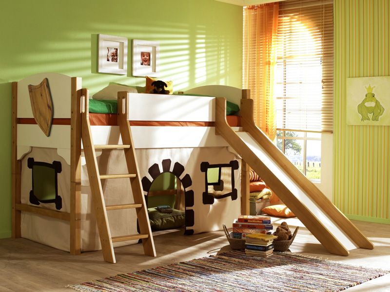 Какую заказать кровать для детской комнаты?